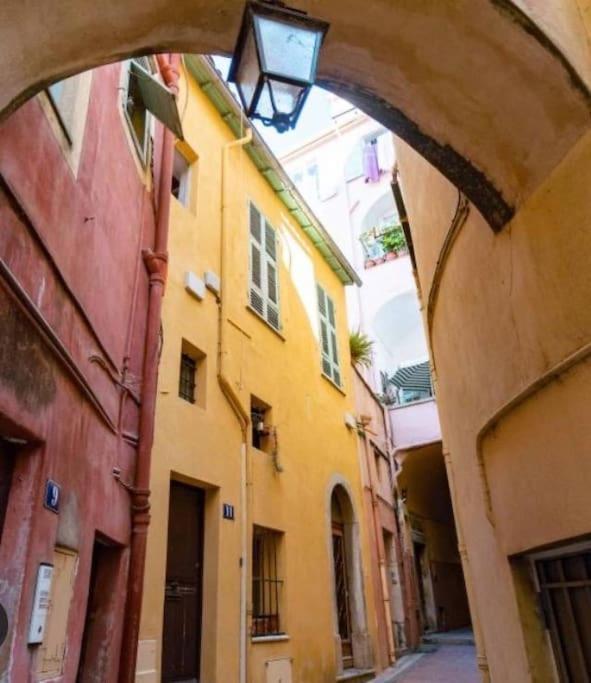 Magnifique T2 Proche Mer Et Ville Refait A Neuf Avec Terrasse Menton Kültér fotó