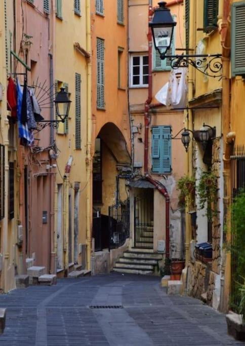 Magnifique T2 Proche Mer Et Ville Refait A Neuf Avec Terrasse Menton Kültér fotó